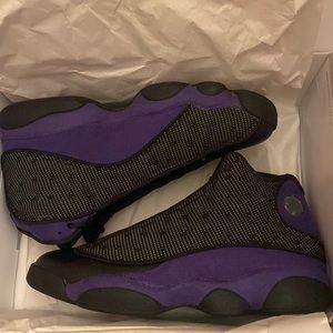 Air Jordan 13 Retro black court purple